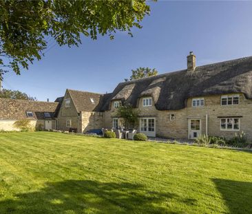 A delightful 5/6 bedroom Grade II listed cottage - Photo 6