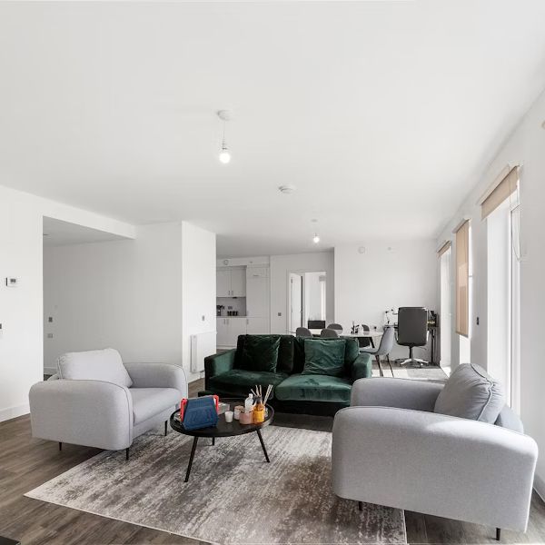 3 bedroom apartment - Photo 1