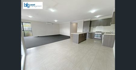 Stylish 3-Bedroom Townhouse in Prime Hoppers Crossing Location - Photo 2