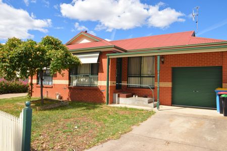 Unit 1, 20 Echuca Rd, Mooroopna - Photo 2