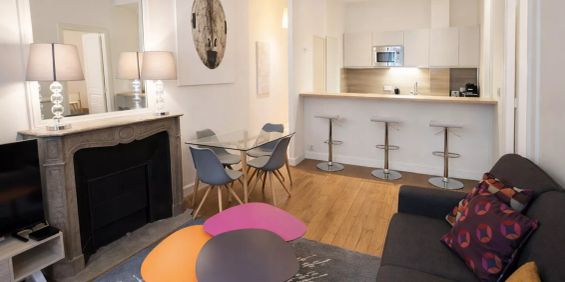 Triangle d'Or : Élégant 2 pièces dans un immeuble haussmannien - Photo 3