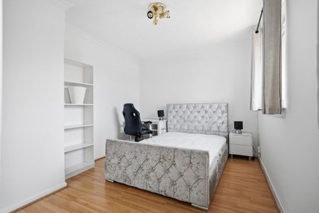 1 bedroom property with land to rent - Photo 2