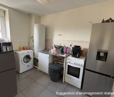 Location Appartement 3 pièces 53m² ST RAMBERT D ALBON 26140 - Photo 4