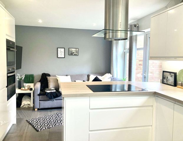 Caldbeck Drive Room 5 - Photo 1