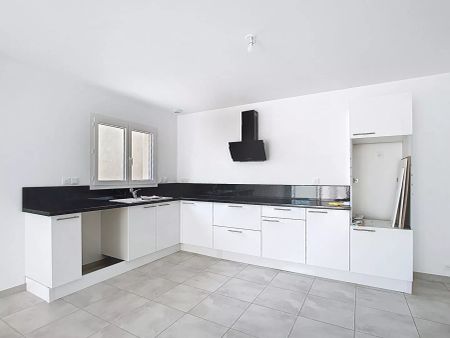 Maison neuve type 4 avec terrasse et jardin - Photo 5