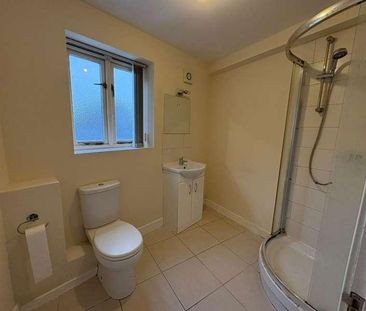 Burford Road, Carterton, OX18 - Photo 4