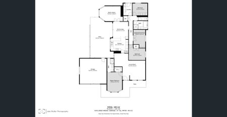 4 Bedroom Family Home in Popular Montebello Precinct - Photo 3