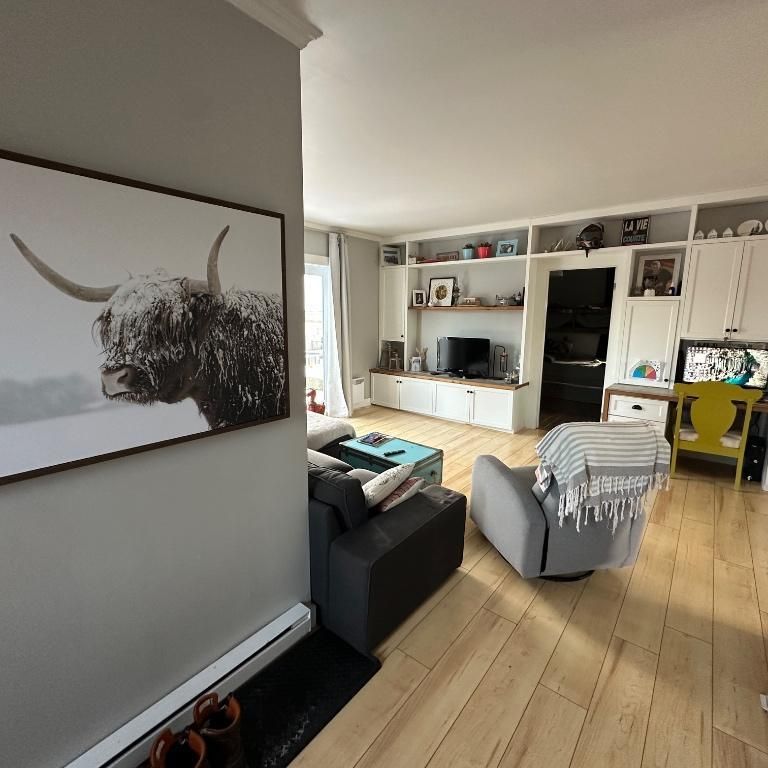 Grand 4 1/2 (duplex tranquille) - Photo 1