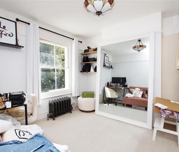 3 bedroom terraced house to rent - Photo 4