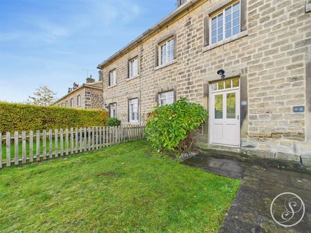 The Avenue, Harewood, Leeds LS17 - Photo 3