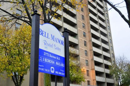 Bell Manor Apartments - Photo 3