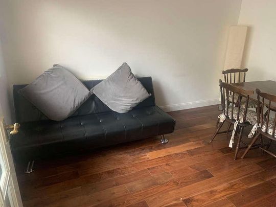 Prior Deram Walk, Coventry, CV4 - Photo 1