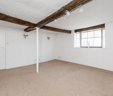 2 bed apartment to rent in High Street, Henley-In-Arden, B95 - Photo 3