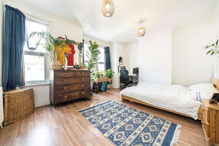 4 bedroom house to rent - Photo 2