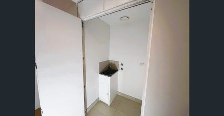 Expansive Terrace with Study room - Photo 5