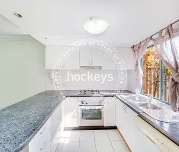 8/53-55 Robey Street, Maroubra NSW 2035 - Townhouse For Rent | Domain - Photo 6