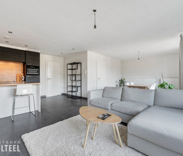 Rustig gelegen appartement met terras en carport! - Photo 1