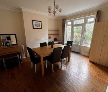 5 Bedroom House Headingley - Photo 3