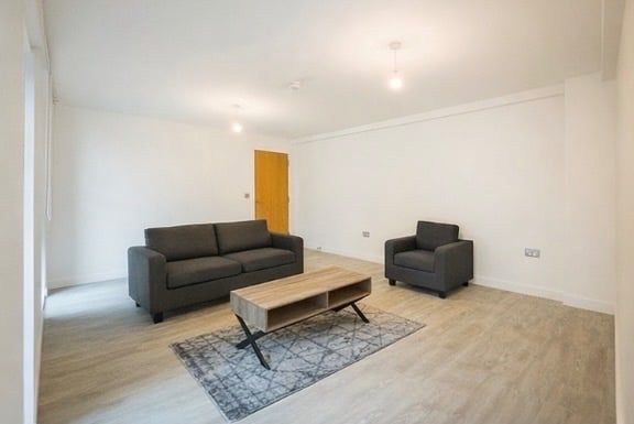 Room in a Shared Flat, Craven Street, M5 - Photo 1