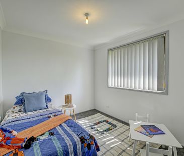 Welcoming Family Home in a Convenient Location - Photo 6