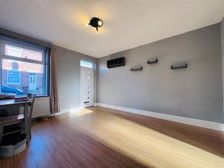 2 bedroom house to rent - Photo 2