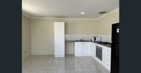 Walk to Curtin University - Photo 5