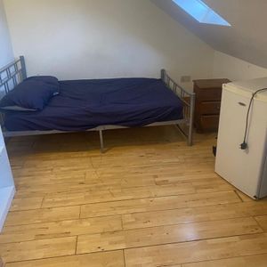 Room in a Shared House, Ilford, IG1 - Photo 2