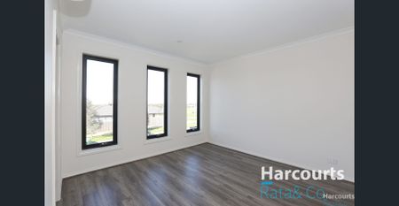 The Perfect Blend of Style, Space & Location! - Photo 2