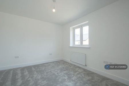 1 bedroom semi-detached house to rent - Photo 2