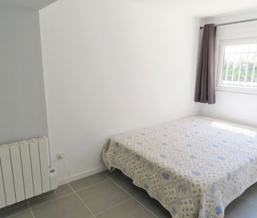 T2 MEUBLÉ 530€ H.C Nîmes Vauban, 37m² - Photo 6