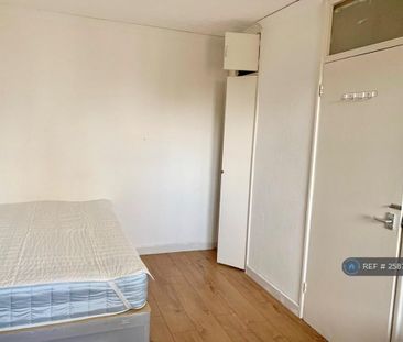 4 bedroom flat to rent - Photo 5