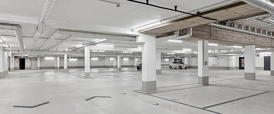 Großzügige 3-Zimmer-Wohnung mit zwei Bädern und sonnigem Balkon (mietpreisgedämpftes wohnen) - Foto 1