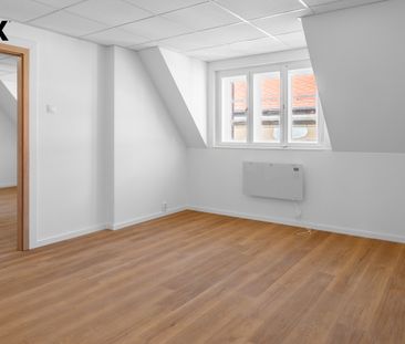 Pronájem bytu 2+1 59 m² - Photo 1