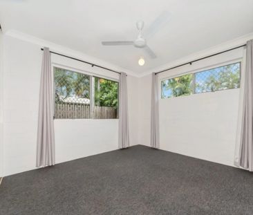 Easy Living in Central Location - Photo 2