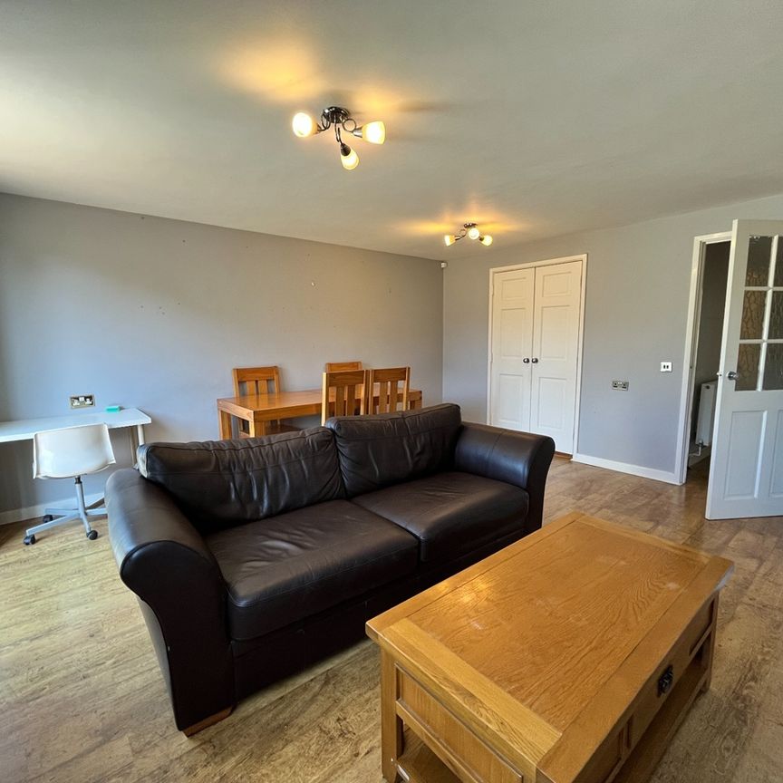 3 Bed Semi-Detached House, Shelley Way, BS7 - Photo 1