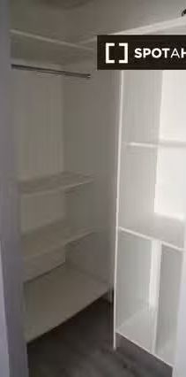 1-bedroom apartment for rent in Dublin - Photo 1