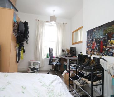 Eastleigh Road (4 bed) - Photo 5