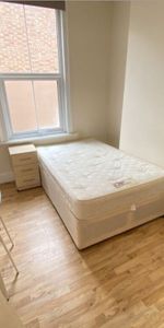 3 Bed Student Accommodation - Photo 3