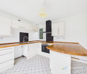 3 bedroom detached house to rent - Photo 6