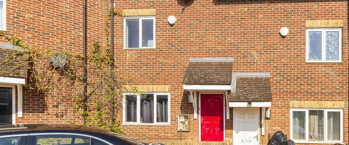 4 bedroom property to rent Kirkwood Grove, Medbourne, Milton Keynes, Buckinghamshire, MK5 - Photo 1