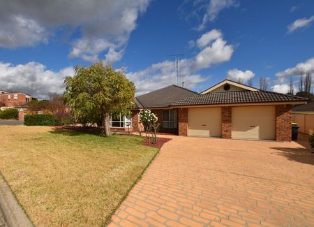 9 Merriman Drive, 2582, Yass Nsw - Photo 3