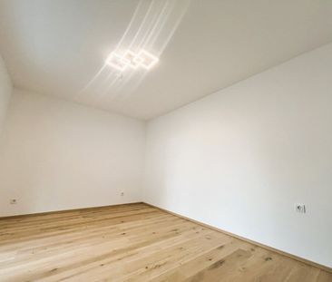 LUXUS PUR: Traumhafte 4-Zimmer-NEUBAU-Wohnung mit 103 m² großem Gar... - Photo 4