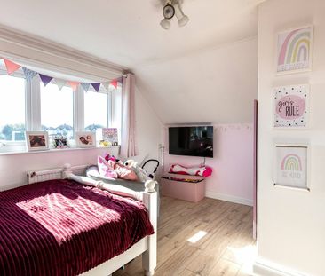 Marine Parade, Sheerness, Kent, ME12 - Photo 2