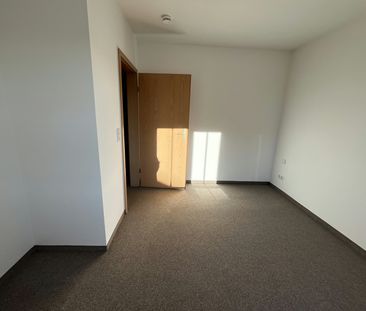 Gestalten Sie mit: Citywohnung mit neuem Vinylboden nach Wunsch - Photo 1