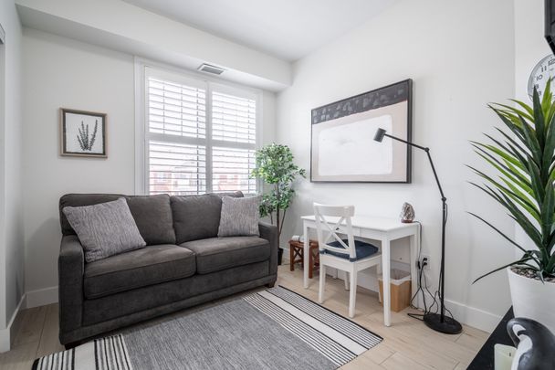 For Lease - 263 Georgian Drive Unit# 303, Oakville, Ontario - Photo 1