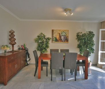 Duplex en alquiler en Estepona - Photo 2