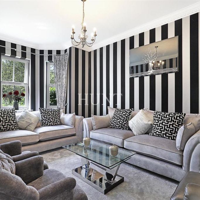 4 bedroom townhouse to rent - Photo 1