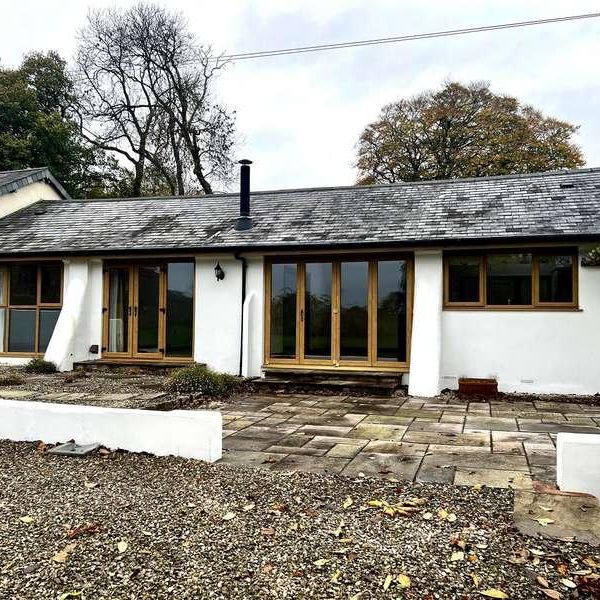 Witheridge, Tiverton, Devon, EX16 - Photo 1