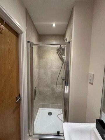 Wallingford Way, Maidenhead, SL6 - Photo 4