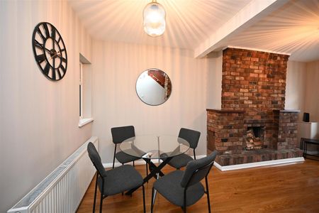 Room 2 1 Hugh Street, Belfast, BT9 7HH - Photo 3
